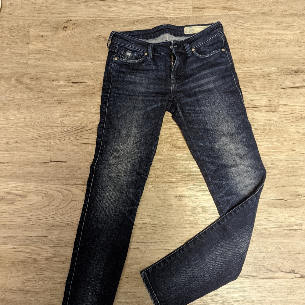 As new, Diesel "Gracey" low rise skinny jeans, size 25x32, paid $165